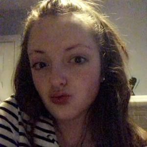 Meet your Posher, Anika